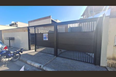 Studio para alugar com 25m², 1 quarto e 1 vaga Studio para alugar com 25m², 1 quarto e 1 vagaFachada e Placa