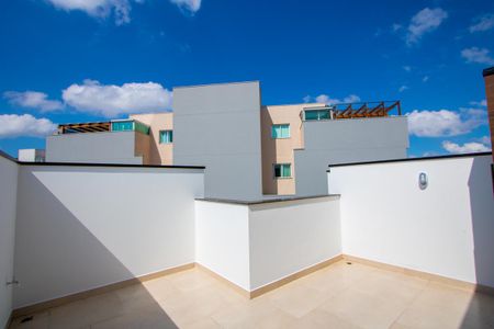 Apartamento à venda com 100m², 2 quartos e 1 vagaÁrea externa