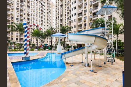 Apartamento para alugar com 50m², 2 quartos e 1 vagaÁrea comum - Piscina