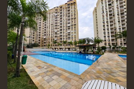 Apartamento para alugar com 50m², 2 quartos e 1 vagaÁrea comum - Piscina