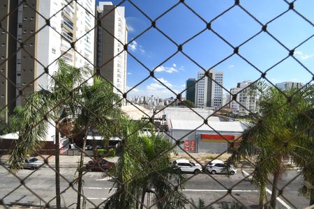 Apartamento à venda com 80m², 3 quartos e 2 vagasQuarto 2 - Vista