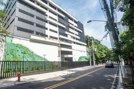 Apartamento à venda com 49m², 1 quarto e sem vaga