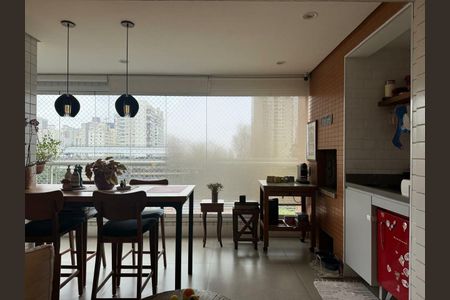 Apartamento à venda com 115m², 3 quartos e 4 vagas