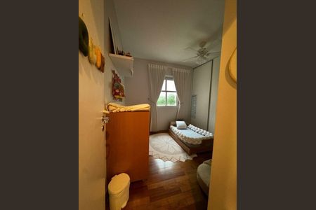 Apartamento à venda com 115m², 3 quartos e 4 vagas