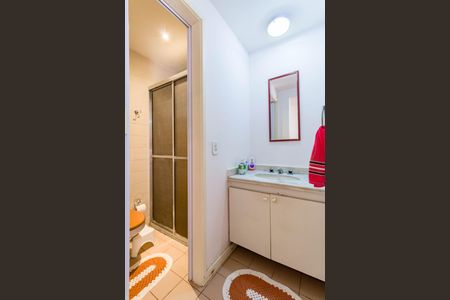 Apartamento à venda com 68m², 3 quartos e 2 vagasBanheiro