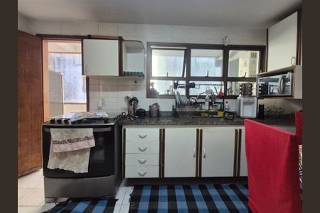 Apartamento à venda com 257m², 3 quartos e 3 vagasCozinha