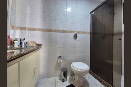 Apartamento à venda com 257m², 3 quartos e 3 vagasBanheiro da Suíte