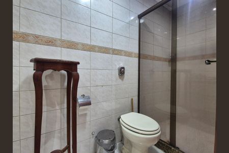 Apartamento à venda com 257m², 3 quartos e 3 vagasBanheiro social