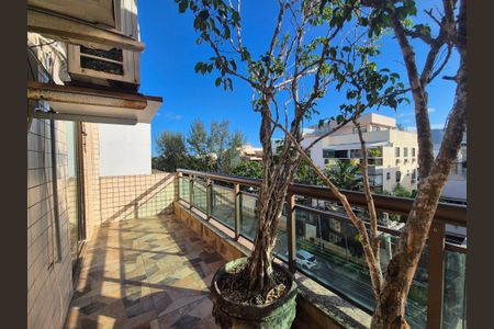 Apartamento à venda com 257m², 3 quartos e 3 vagasVaranda