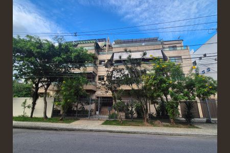 Apartamento à venda com 257m², 3 quartos e 3 vagasFachada