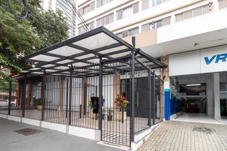 Apartamento à venda com 104m², 2 quartos e sem vagaFachada e portaria
