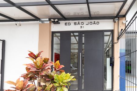 Apartamento à venda com 104m², 2 quartos e sem vagaÁrea comum