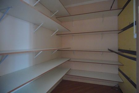 Apartamento à venda com 164m², 3 quartos e 2 vagasCloset