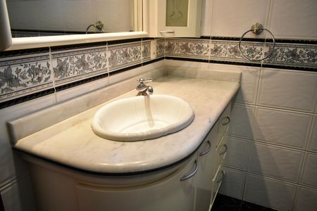 Casa à venda com 140m², 3 quartos e 2 vagasBanheiro Social