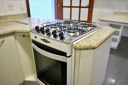 Casa à venda com 140m², 3 quartos e 2 vagasCozinha