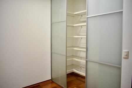 Casa à venda com 140m², 3 quartos e 2 vagasQuarto 1