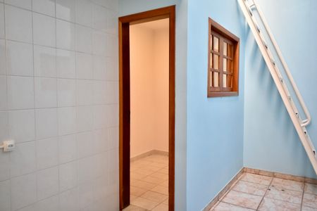 Casa à venda com 140m², 3 quartos e 2 vagasQuarto de Serviço