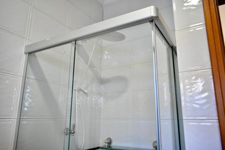 Casa à venda com 140m², 3 quartos e 2 vagasBanheiro Social