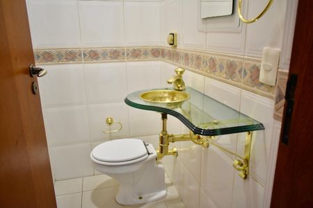 Casa à venda com 140m², 3 quartos e 2 vagasLavabo