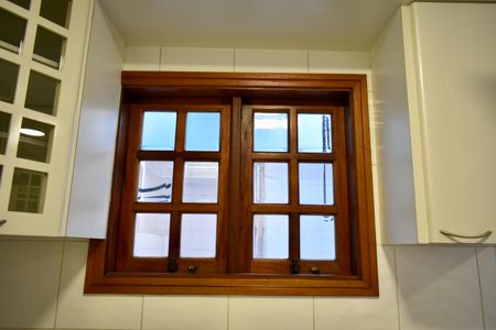 Casa à venda com 140m², 3 quartos e 2 vagasCozinha