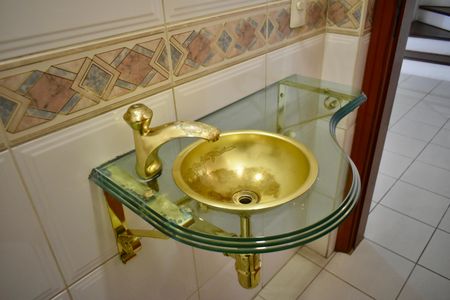 Casa à venda com 140m², 3 quartos e 2 vagasLavabo