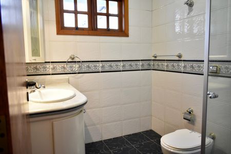 Casa à venda com 140m², 3 quartos e 2 vagasBanheiro Social