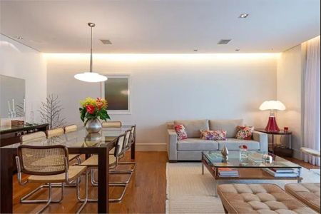 Apartamento à venda com 166m², 3 quartos e 3 vagasFoto 01