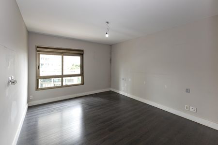 Apartamento para alugar com 337m², 3 quartos e 4 vagas Apartamento para alugar com 337m², 3 quartos e 4 vagasSuíte 3