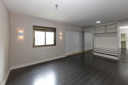 Apartamento para alugar com 337m², 3 quartos e 4 vagas Apartamento para alugar com 337m², 3 quartos e 4 vagasSuíte 1