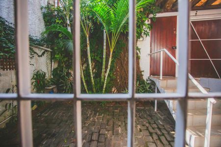 Casa à venda com 120m², 3 quartos e 1 vaga Casa à venda com 120m², 3 quartos e 1 vagaVista