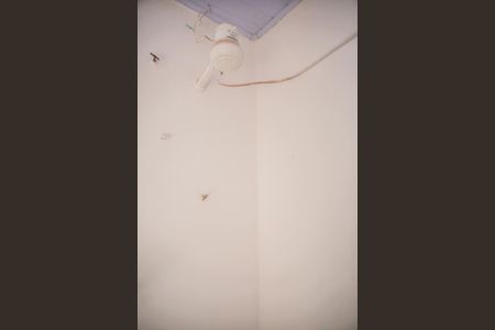 Casa à venda com 120m², 3 quartos e 1 vaga Casa à venda com 120m², 3 quartos e 1 vagaBanheiro de Serviço