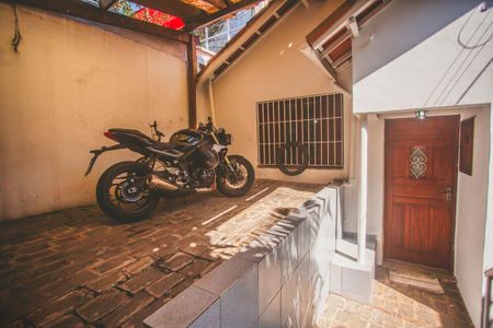 Casa à venda com 120m², 3 quartos e 1 vaga Casa à venda com 120m², 3 quartos e 1 vagaGaragem