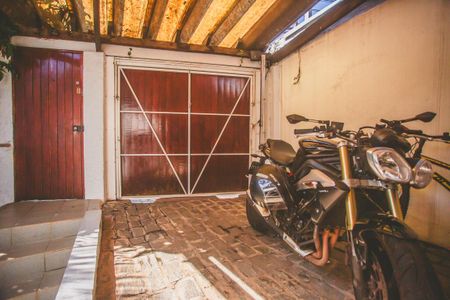 Casa à venda com 120m², 3 quartos e 1 vaga Casa à venda com 120m², 3 quartos e 1 vagaGaragem