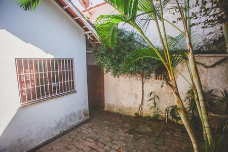Casa à venda com 120m², 3 quartos e 1 vaga Casa à venda com 120m², 3 quartos e 1 vagaQuintal