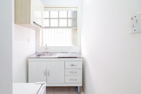 Studio para alugar com 13m², 1 quarto e sem vaga Studio para alugar com 13m², 1 quarto e sem vagaStudio - Quarto e Cozinha