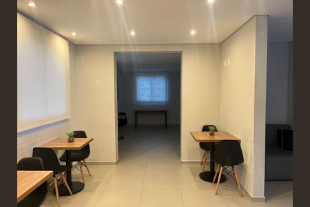 Apartamento para alugar com 40m², 2 quartos e sem vagaÁrea comum - Salão de festas