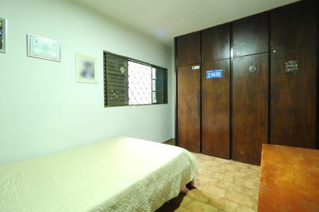 Casa para alugar com 299m², 4 quartos e 6 vagasQuarto 3