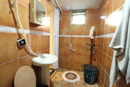 Casa para alugar com 299m², 4 quartos e 6 vagasBanheiro da Suíte