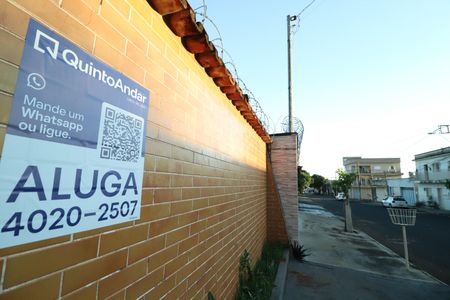 Casa para alugar com 299m², 4 quartos e 6 vagasPlaquinha