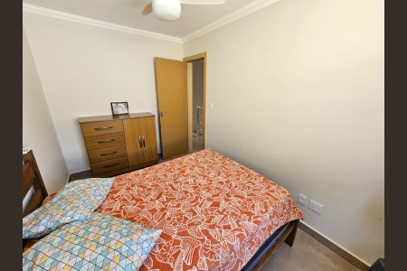 Casa à venda com 100m², 3 quartos e 2 vagas Casa à venda com 100m², 3 quartos e 2 vagasQuarto