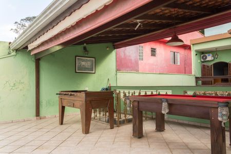 Casa à venda com 210m², 3 quartos e 4 vagasÁrea comum