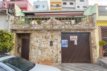 Casa à venda com 210m², 3 quartos e 4 vagasFachada