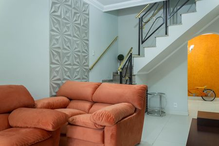 Casa à venda com 210m², 3 quartos e 4 vagasSala