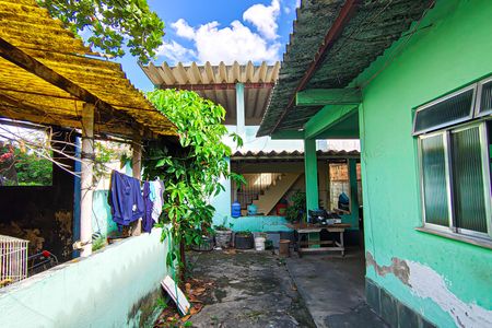 Casa à venda com 400m², 2 quartos e 3 vagasparte de tras