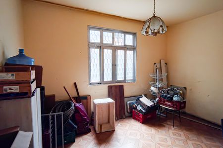 Casa à venda com 400m², 2 quartos e 3 vagasquarto 2