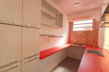 Casa à venda com 200m², 3 quartos e 3 vagas Casa à venda com 200m², 3 quartos e 3 vagasCasa 2 - Cozinha