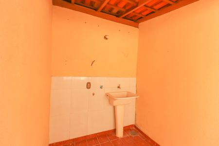 Casa à venda com 200m², 3 quartos e 3 vagas Casa à venda com 200m², 3 quartos e 3 vagasÁrea de Serviço