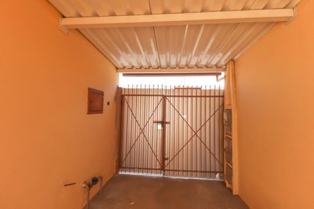 Casa à venda com 200m², 3 quartos e 3 vagas Casa à venda com 200m², 3 quartos e 3 vagasGaragem