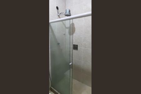 Casa de condomínio para alugar com 722m², 5 quartos e 5 vagas Casa de condomínio para alugar com 722m², 5 quartos e 5 vagasBanheiro de Serviço