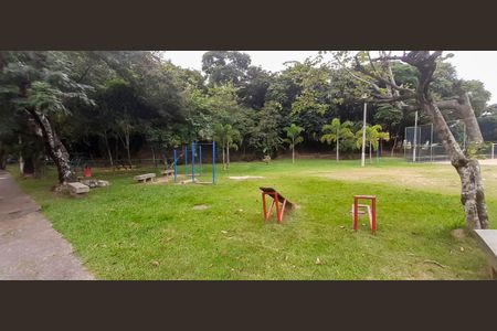 Casa de condomínio para alugar com 722m², 5 quartos e 5 vagas Casa de condomínio para alugar com 722m², 5 quartos e 5 vagasÁrea comum - Academia